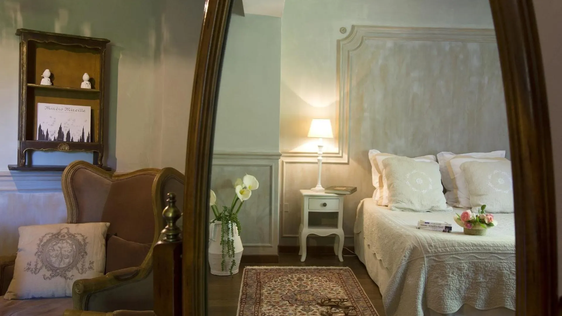 Domaine de Rhodes B&B Avignon 3*,