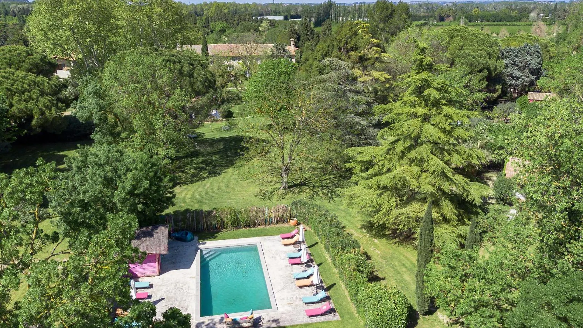 Domaine de Rhodes B&B Avignon 3*,  France