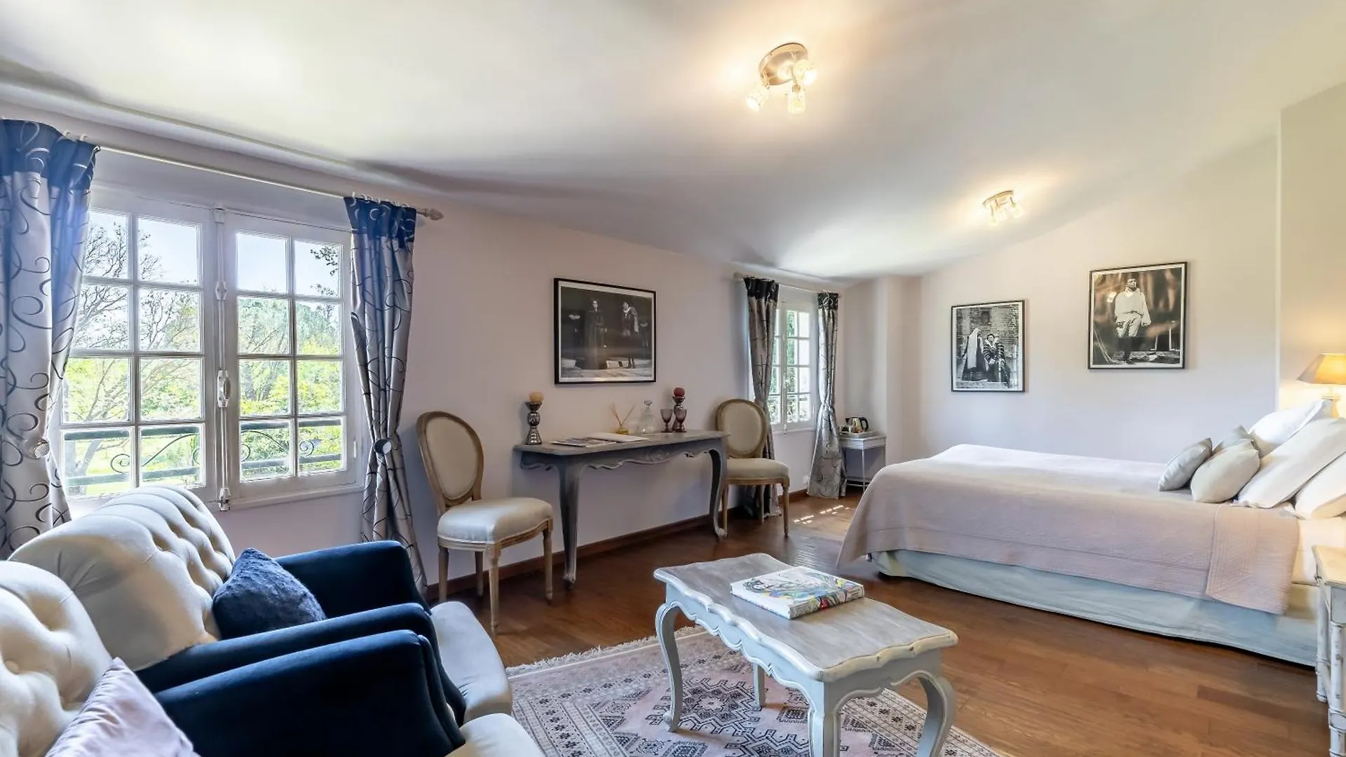 Domaine de Rhodes B&B Avignon 3*,  France