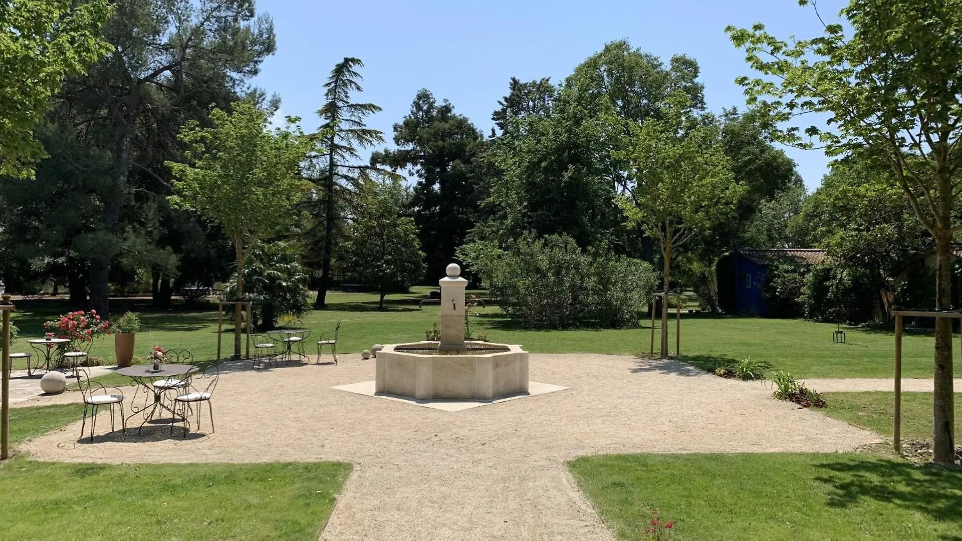 Domaine De Rhodes B&B Avinyon Oda ve Kahvaltı