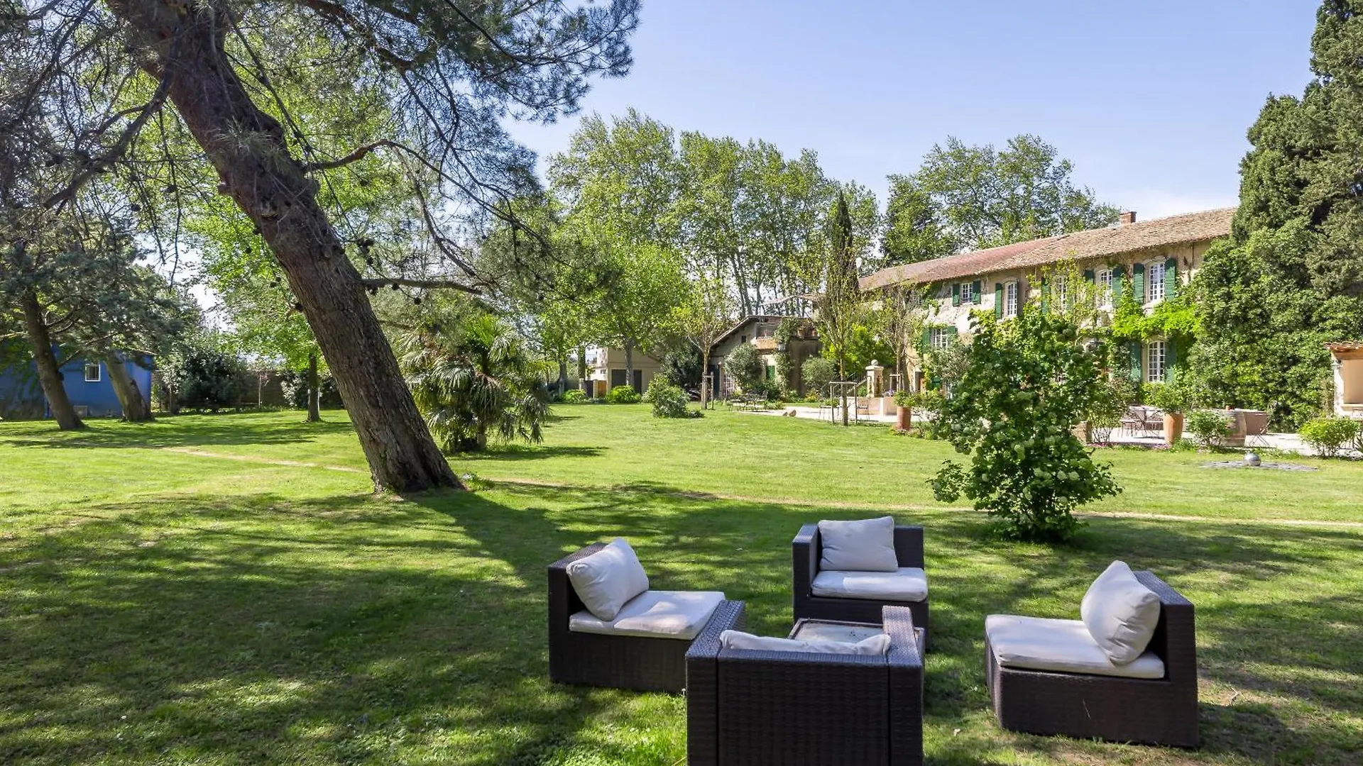 *** Oda ve Kahvaltı Domaine De Rhodes B&B Avinyon Fransa